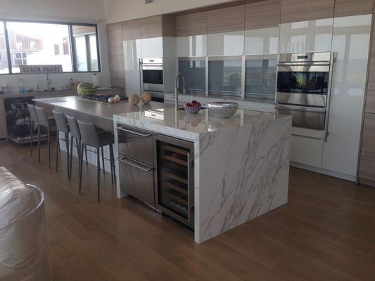 Caesarstone and Neolith conter tops.