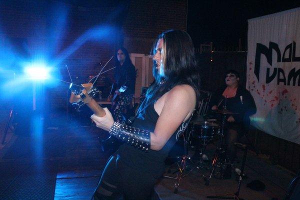 Molly Vamp live at Characters Friday October 30, 2015 #mollyvampband