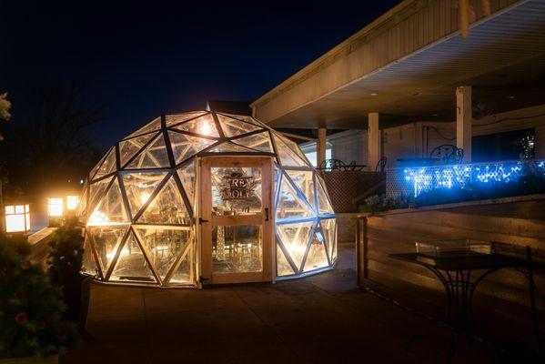 Camp Ti offers igloo dining during the winter months. All igloos must be reserved online.