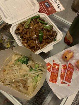 Beef Chow Fun & chicken Chop Suey