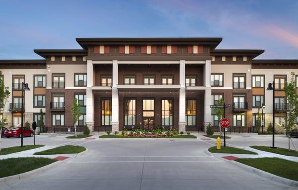 The leasing office and amenity space at The Boulevard at Oakley Station, located in CIncnnati, Ohio