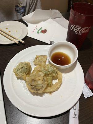 Veggie Tempura Appetizer (we did eat some already)