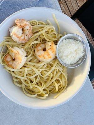 Kid's pasta with added shrimp