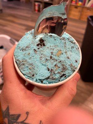 Cookie Monster Ice Cream!!