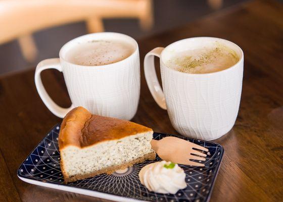 Hot teas and oolong cheesecake.