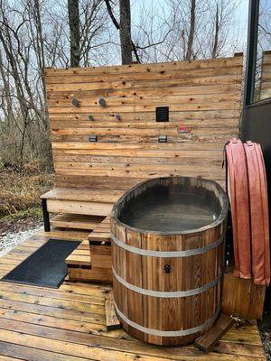 Hot tub in the "outdoor suite" type cabin. Worth every single penny in December.