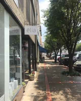 Welcome to elia on the Square in Columbia, TN. We look forward to seeing you soon!