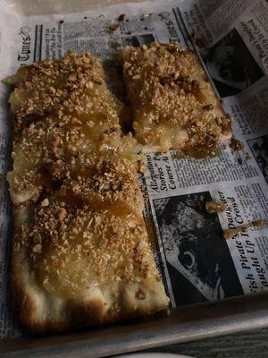 Apple flatbread dessert