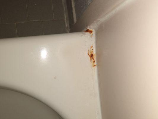 Rust in the tub