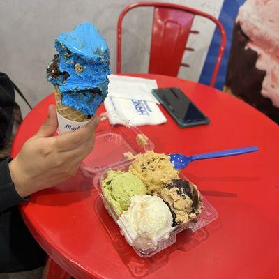 Blue monster & 4 scoop sampler