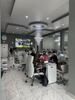 The manicure area