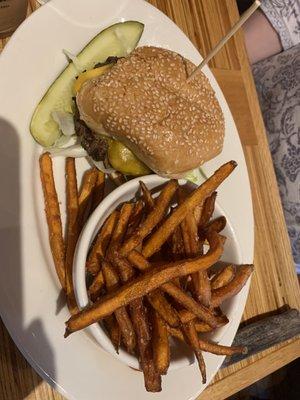 Circle Bar Burger