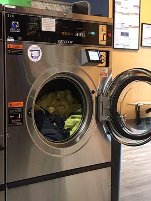 Longview, Washington - Twin Cities Laundry has different size washers this one is 3x the regular size