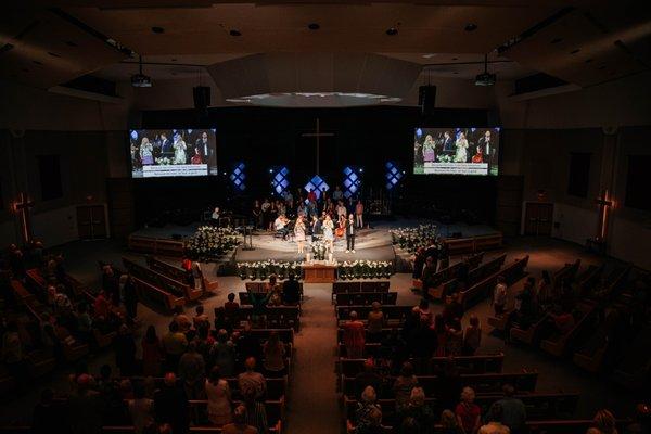 Traditional Worship and Choir