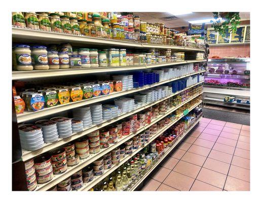 Helen's Deli.272 W Irving Park Rd, Wood Dale, IL Fresh Polish Deli & Grocery.Polish/European Imported Goods.European Beer & Liquors.Cool!