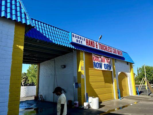 Bubble Bee Touchless Car Wash