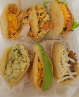 Our six pack mini arepas mix and match! Best choice !! If dont know what you want!!!