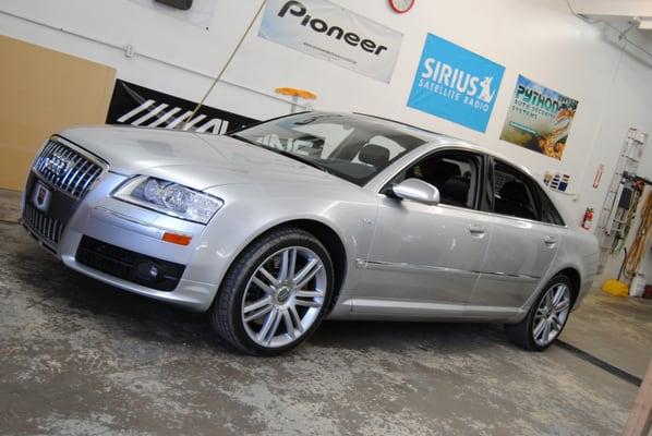 2007 Audi S8 with concealed radar/laser protection