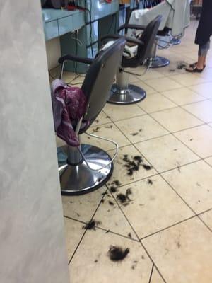 Great hair stylists, exceptional customer service but the only downside is Lisa's station,which was full of hair and very dirty