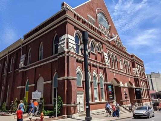 Ryman Auditorium - corner view