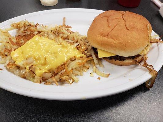 BURGER AND HASHBROWNS