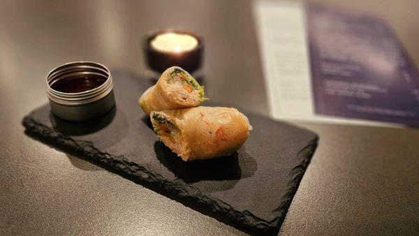 Washington Red Crab spring roll with sweet chili aioli