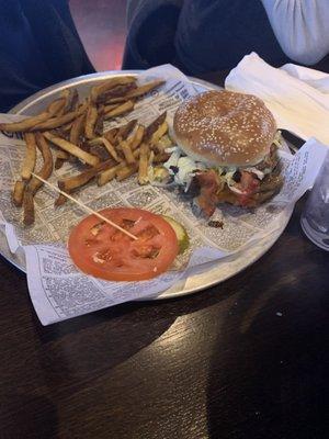 Jamo's Signature Burger