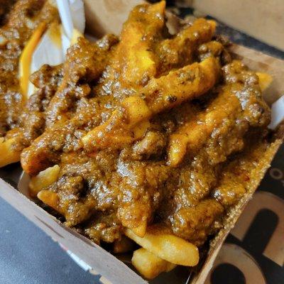 Chili cheese fries