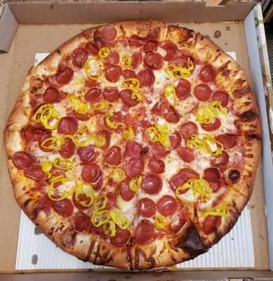 The General with double pepperoni and mild peppers