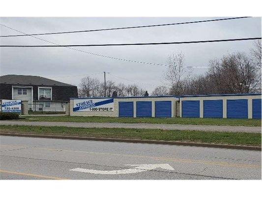 Security Screens - Storage Express at 620 W 11th St, Bicknell, IN 47512