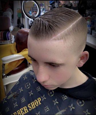 Side part fade - Mike Anas barber