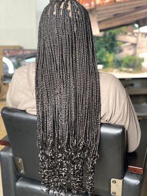 Knotless braids