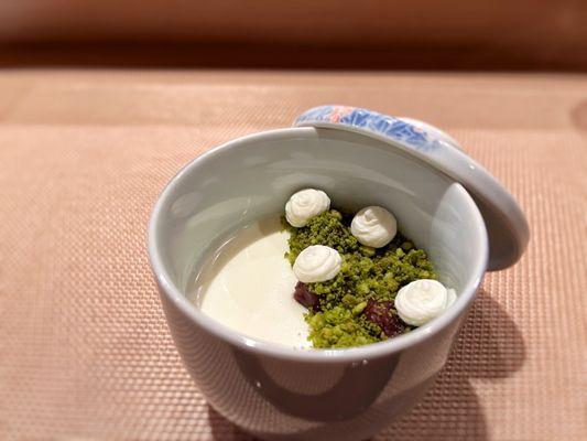 Matcha Panna Cotta (Matcha cookie, red bean, whipped cream)