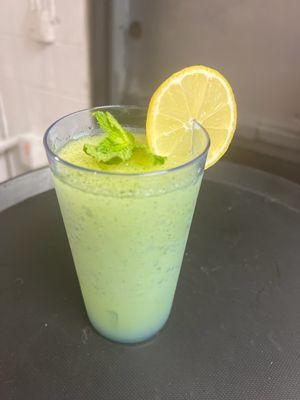 Mint lemonade