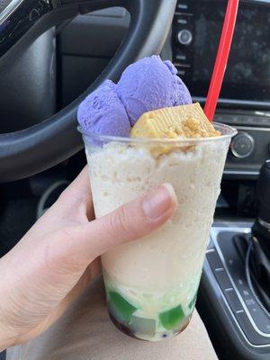 Halo-Halo