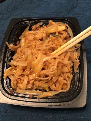 Chicken pad thai