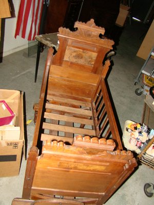 Nice Walnut Victorian Baby Bed