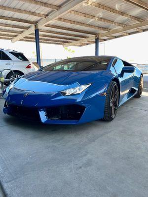 Lamborghini huracan came in for maintenance.