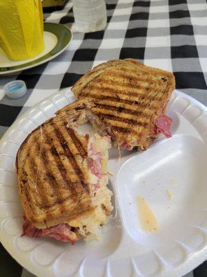 Reuben sandwich