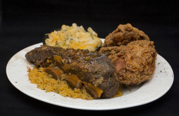 Combination meal of two proteins and two side orders.
Featuring: braised beef short ribs and fried chicken