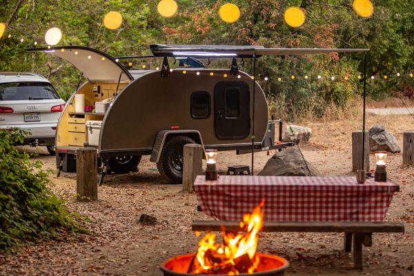 Camp in luxury. 
 Leave the dirty tent and sleeping bag at home. Glamp at your favorite destinations.