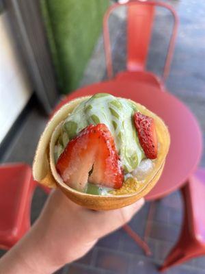 Matcha ice cream + crepe