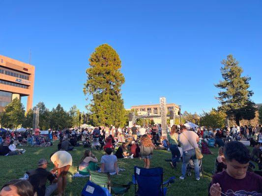 Wednesday Night Market Old Courthouse Square