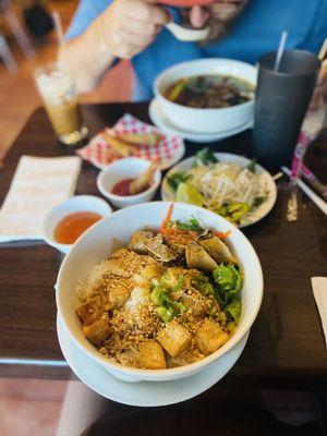 Fried Tofu Vermicelli Bowl