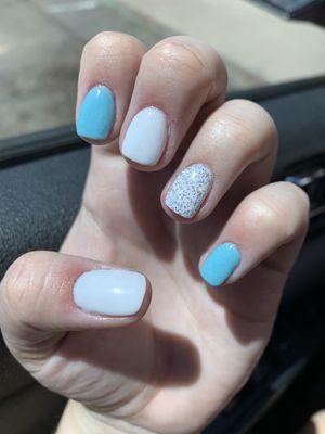 Dip nails