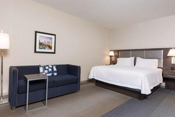 Hampton  Inn & Suites Indianapolis-Keystone