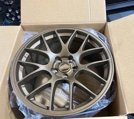 New in the box 19x11" wheels