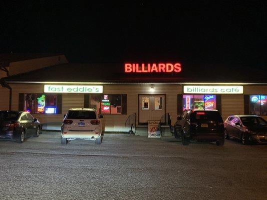 Fast Eddie's Billards Cafe