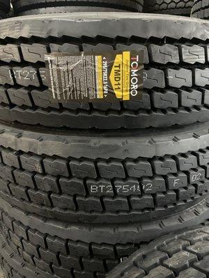 Closed shoulder drive tire 295/75r22.5