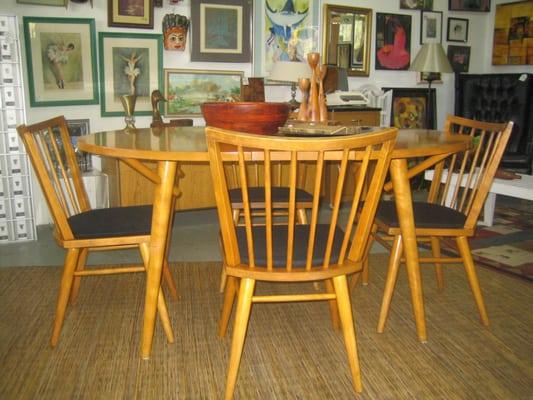 Russel Wright Dining Table & Chairs